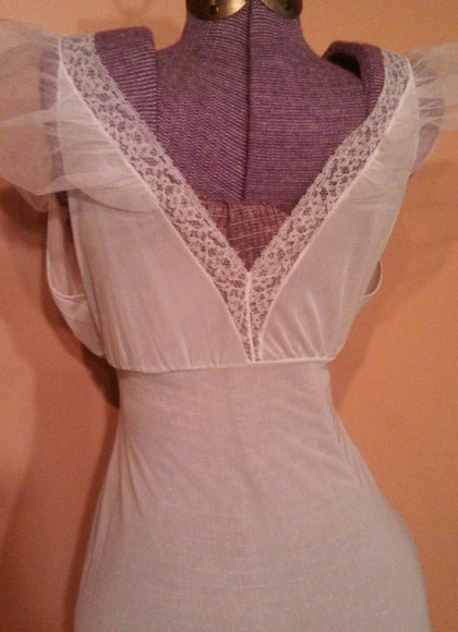SOLD🤩 Vintage Van Raalte nightgown 50s Hollywood glam - Picture 12 of 14